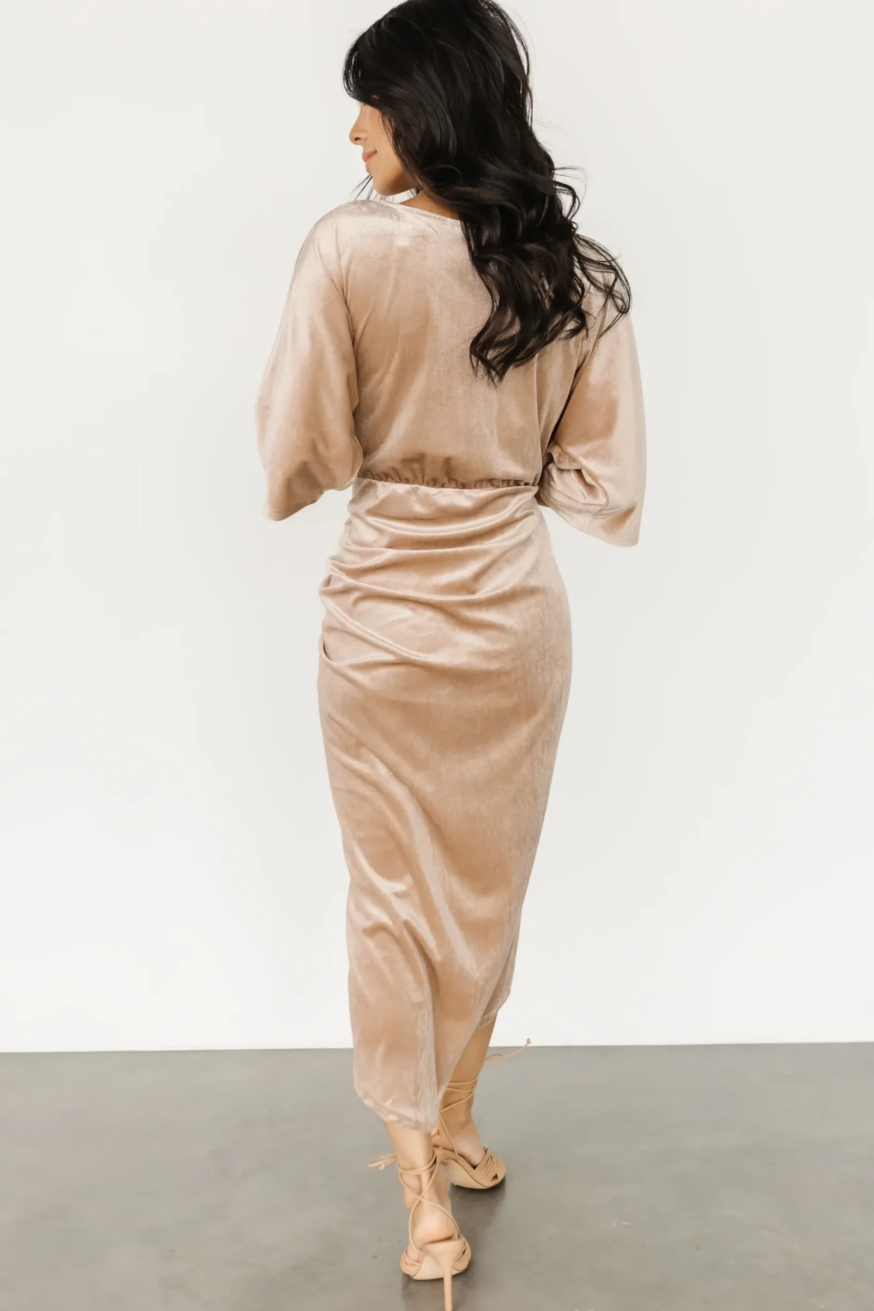 Baltic Born DRESSES|midi dresses|Brendyn Ruched Velvet Dress | Champagne