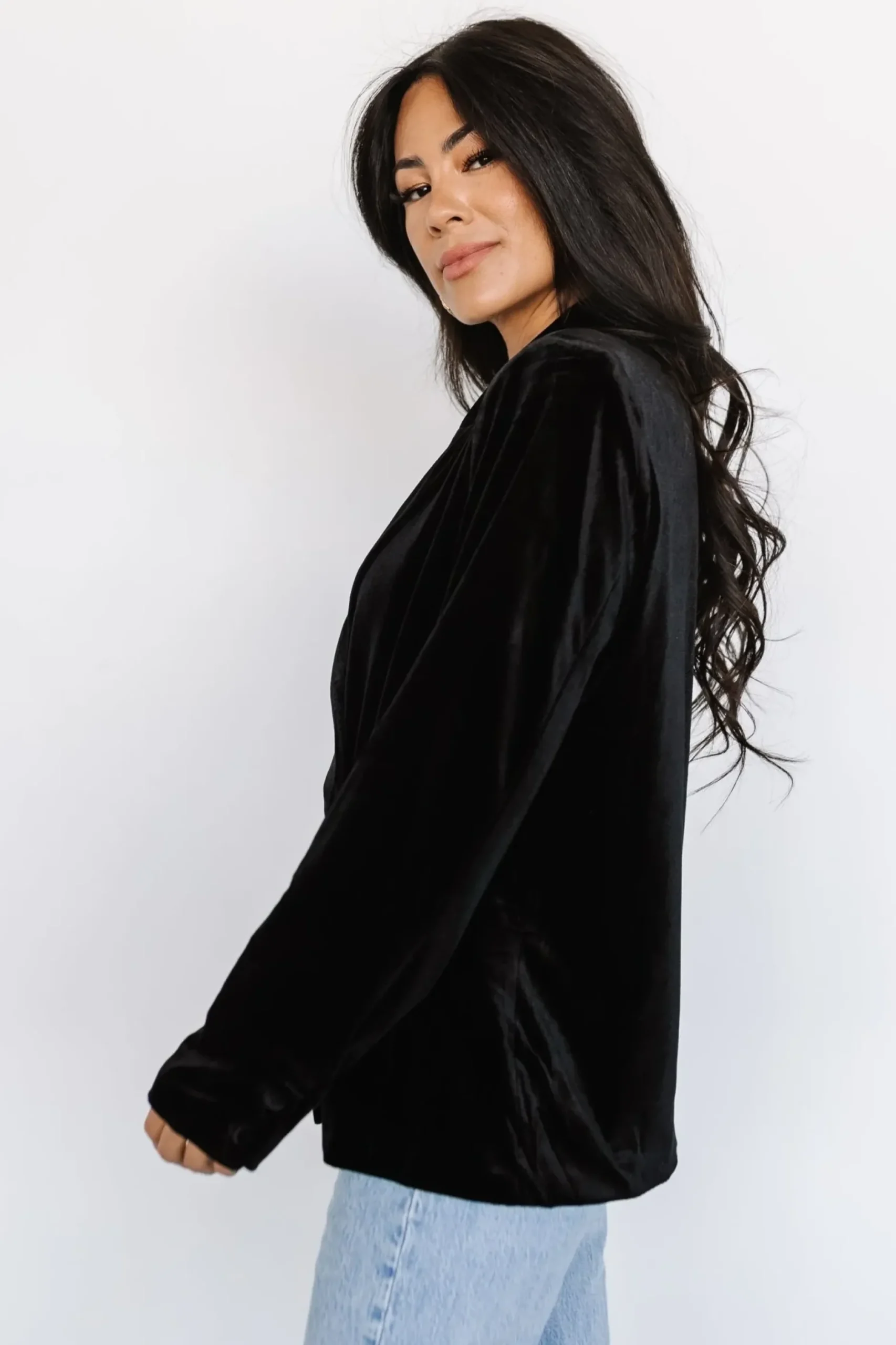 Baltic Born outerwear|Centennial Velvet Blazer | Black