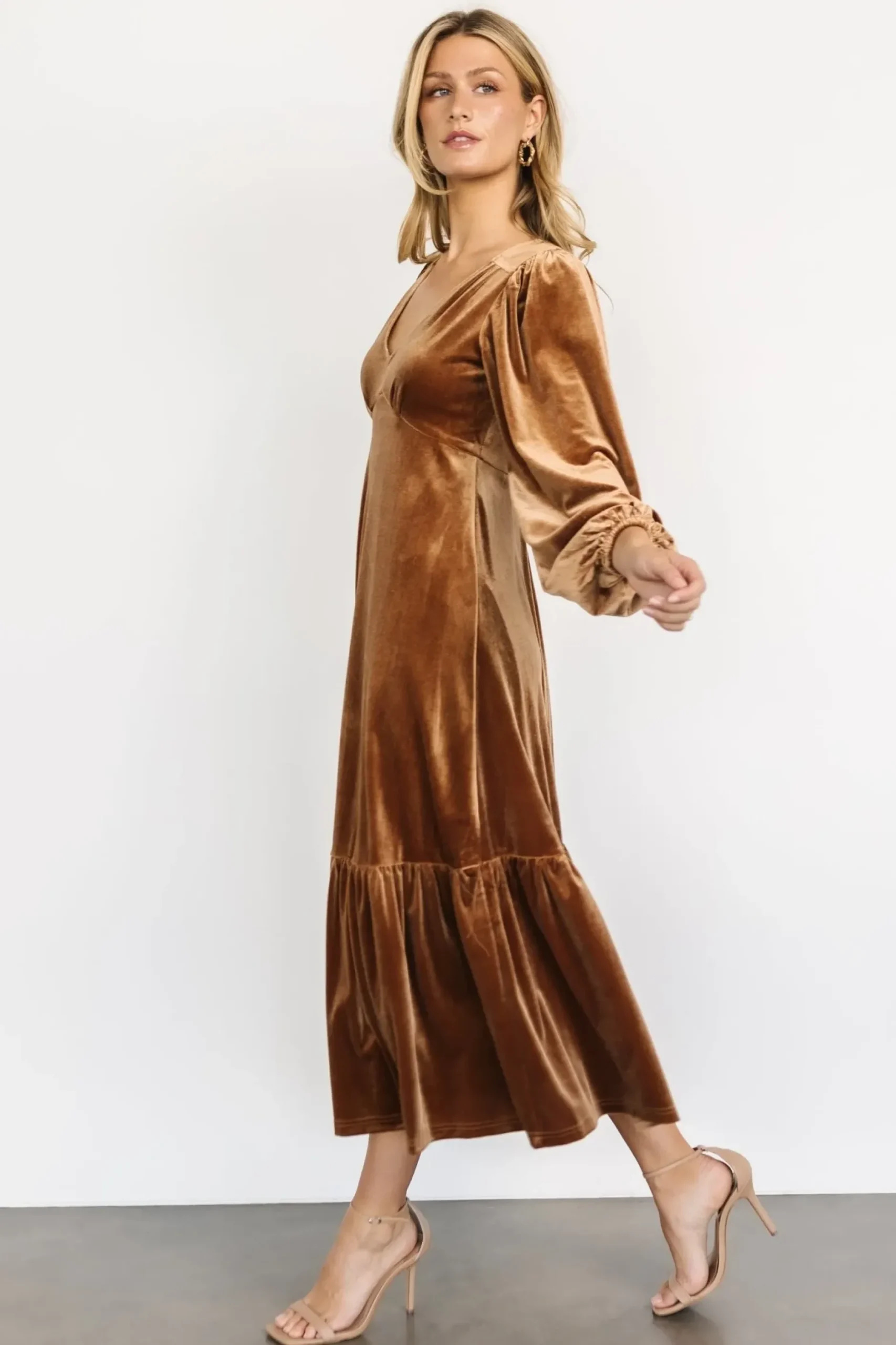 Baltic Born maxi dresses|WEDDING SUITE|Erika Velvet Maxi Dress | Caramel