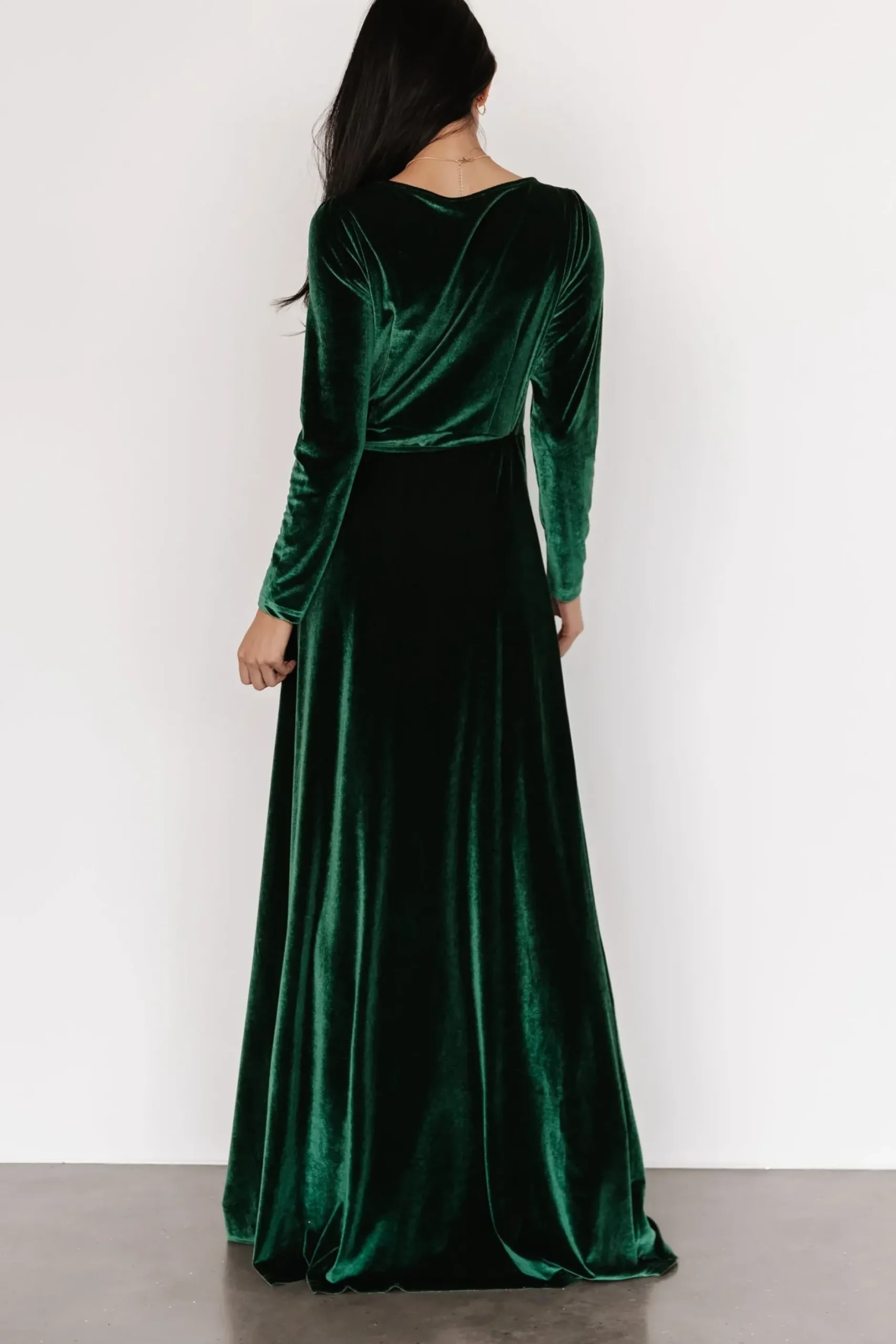 Baltic Born bump friendly|WINTER ESSENTIALS|Esmerelda Velvet Wrap Maxi Dress | Forest