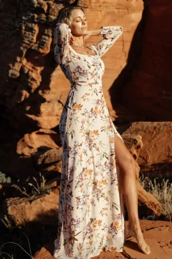 Baltic Born maxi dresses|WEDDING SUITE|Giselle Maxi Dress | Blush Multi Floral