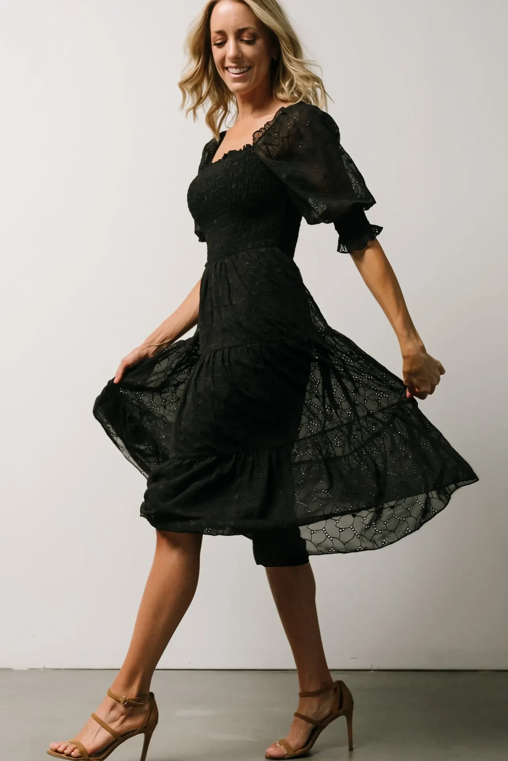 Baltic Born bump friendly|Hazel Eyelet Midi Dress | Black