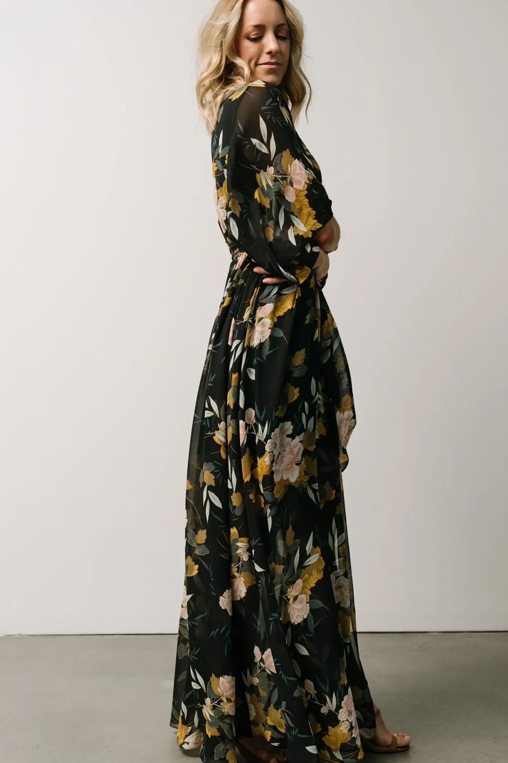 Baltic Born WEDDING SUITE|wedding guest|Kia Kimono Maxi Dress | Midnight Floral