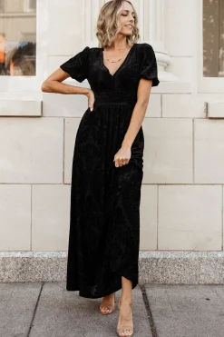 Baltic Born maxi dresses|EXTENDED SIZING|Leslie Velvet Maxi Dress | Black