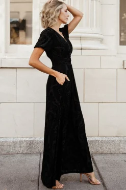 Baltic Born maxi dresses|EXTENDED SIZING|Leslie Velvet Maxi Dress | Black