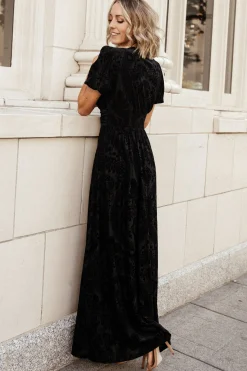 Baltic Born maxi dresses|EXTENDED SIZING|Leslie Velvet Maxi Dress | Black