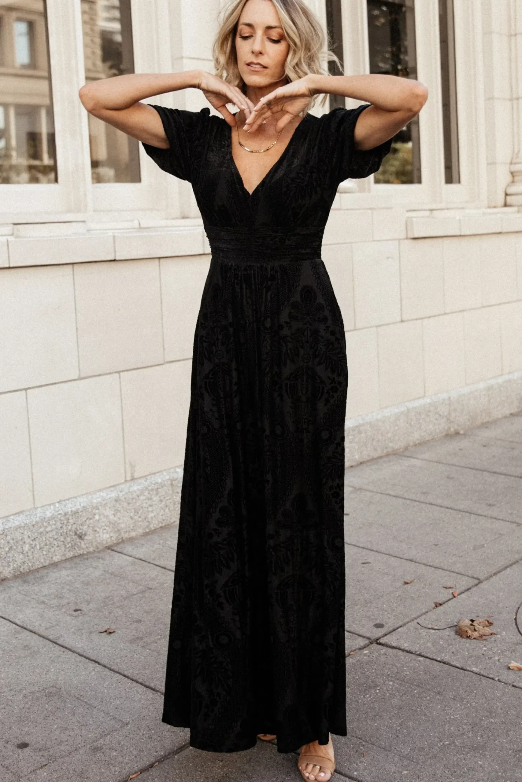 Baltic Born maxi dresses|EXTENDED SIZING|Leslie Velvet Maxi Dress | Black