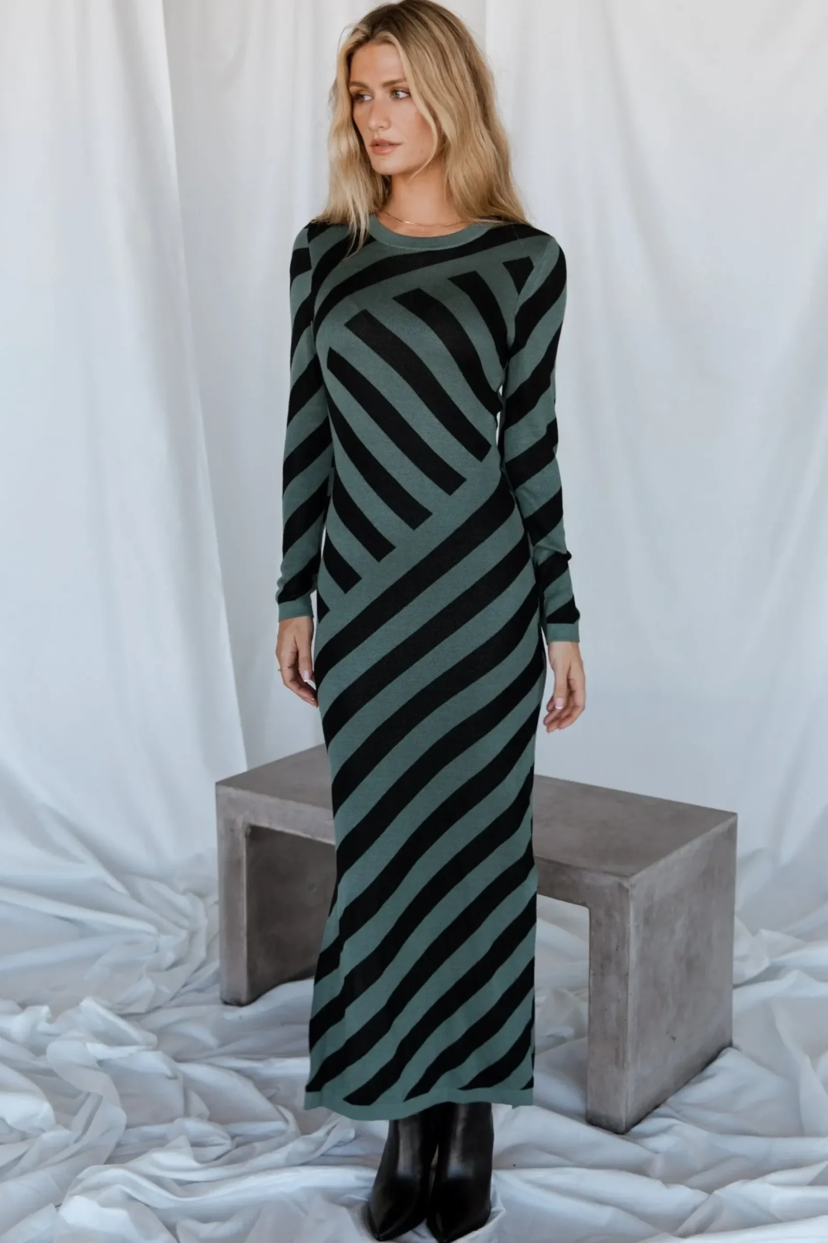 Baltic Born sweaters|Milan Sweater Dress | Green + Black
