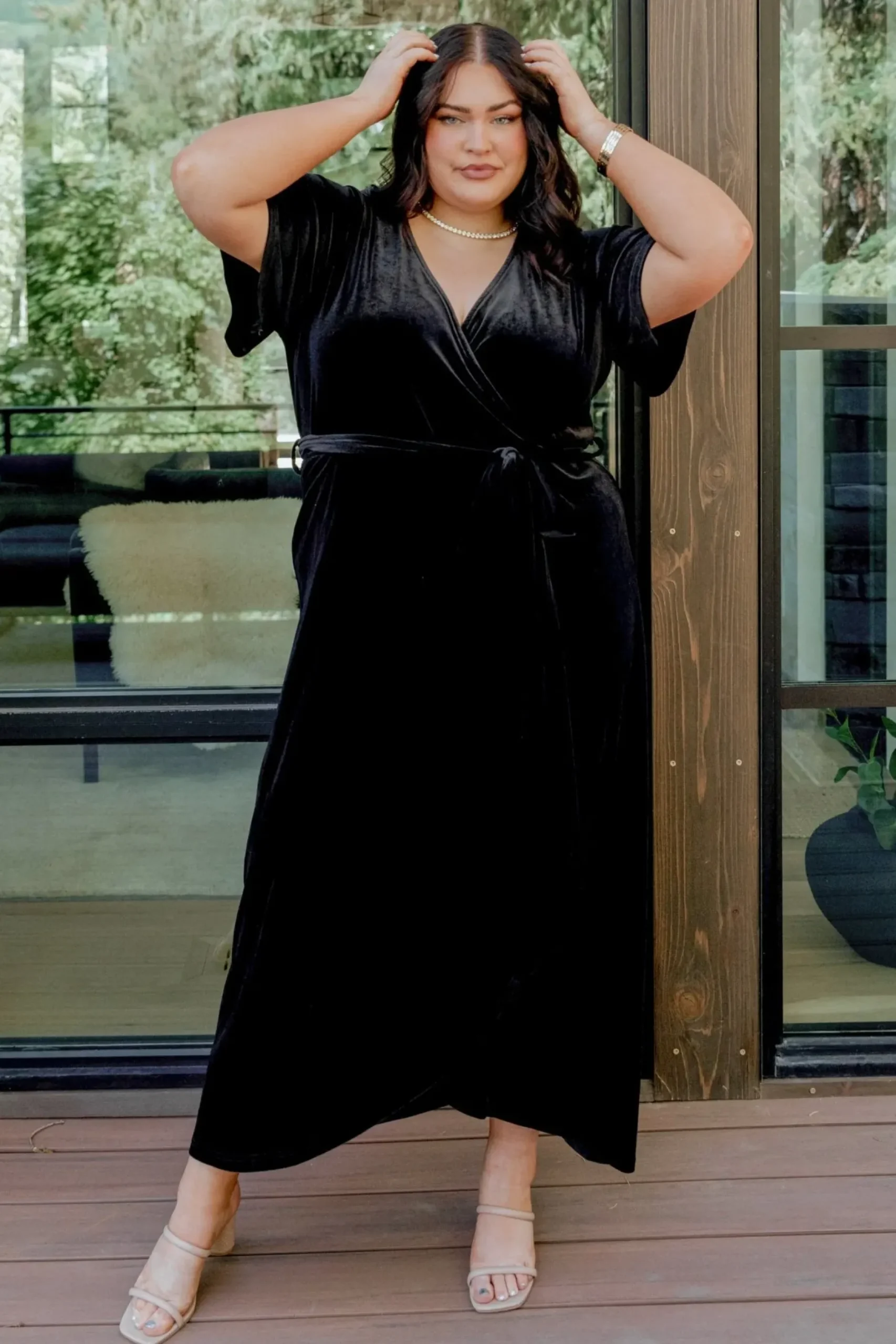 Baltic Born midi dresses|bump friendly|Nadine Velvet Midi Dress | Black