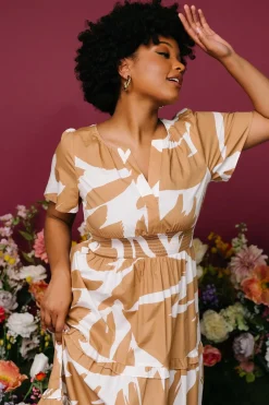 Baltic Born bump friendly|Palmer Tiered Maxi Dress | Camel + White