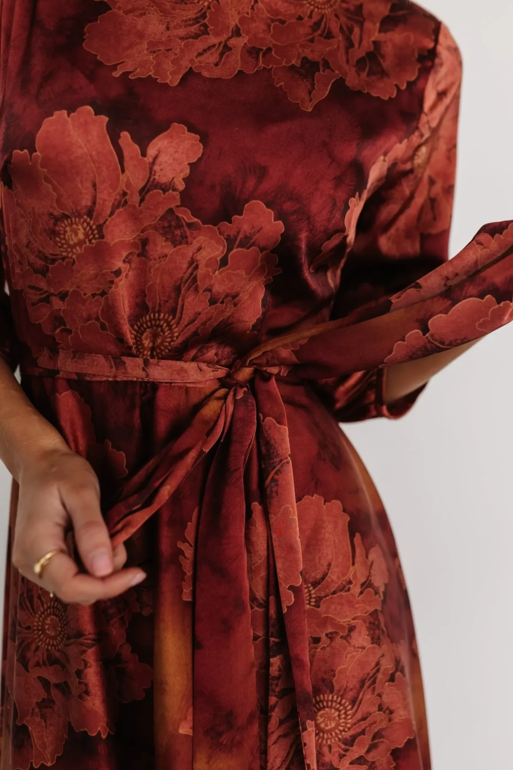 Baltic Born bump friendly|EXTENDED SIZING|Paula Satin Maxi Dress | Terracotta Floral