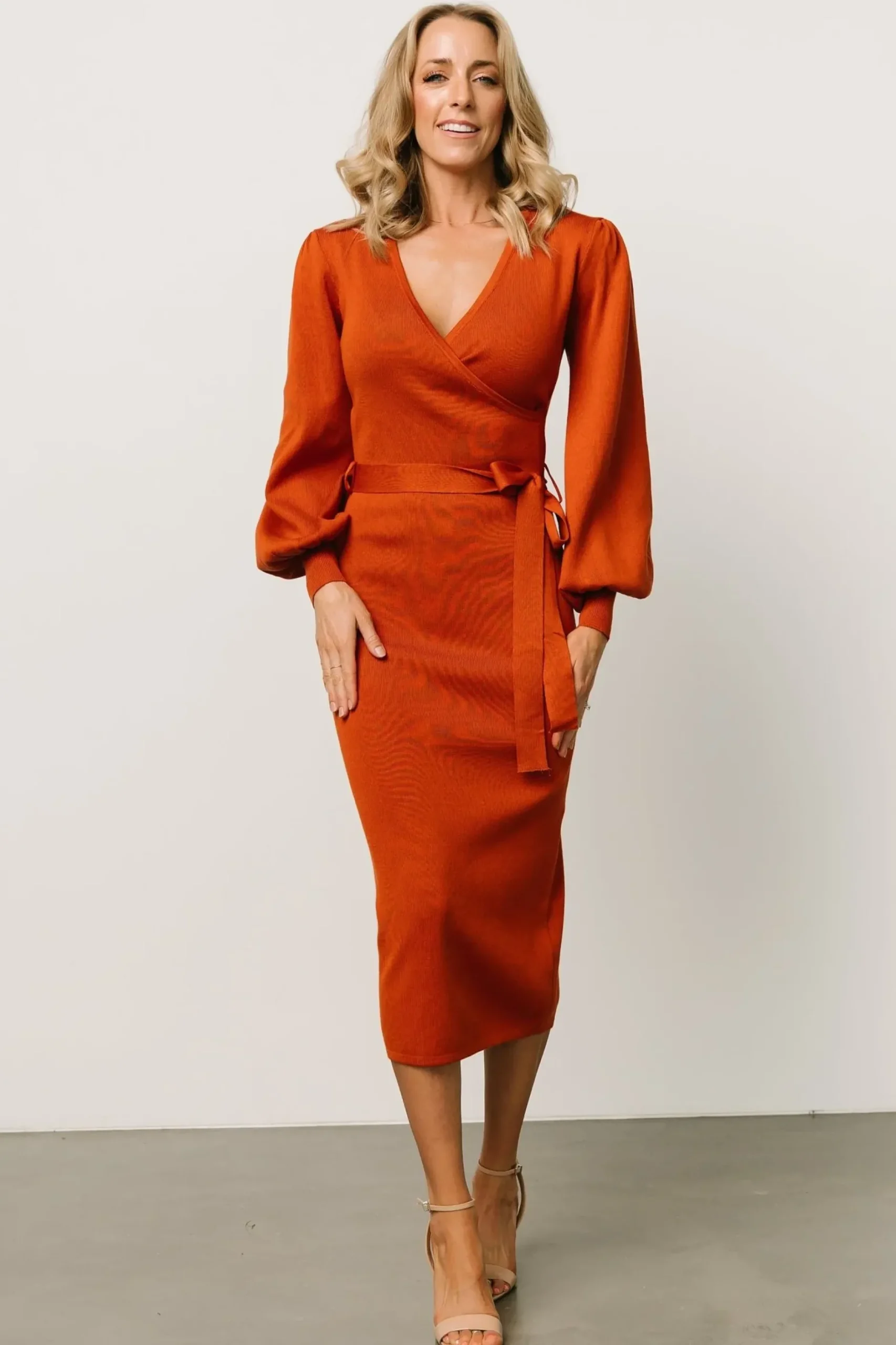 Baltic Born midi dresses|TOPS|Soho Bubble Sleeve Sweater Dress | Rust