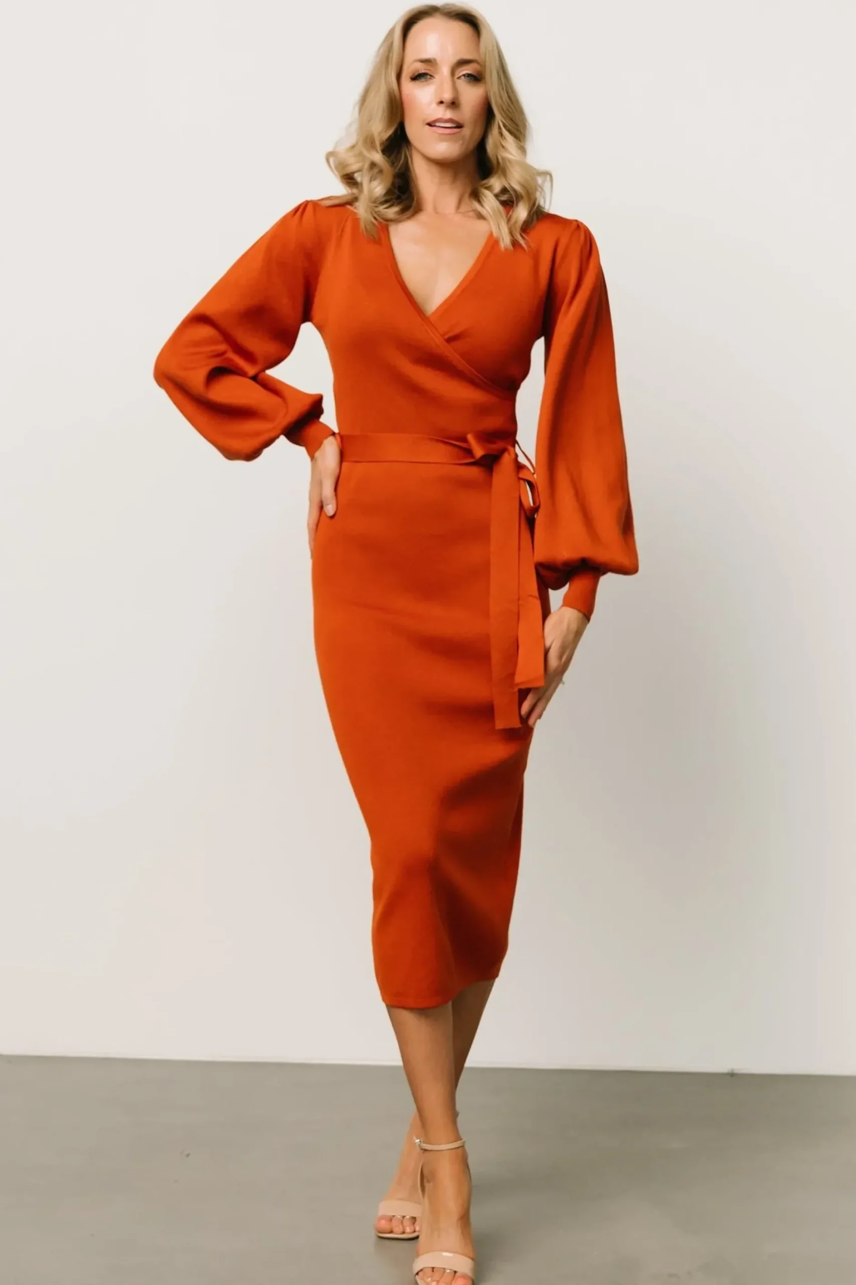 Baltic Born midi dresses|TOPS|Soho Bubble Sleeve Sweater Dress | Rust