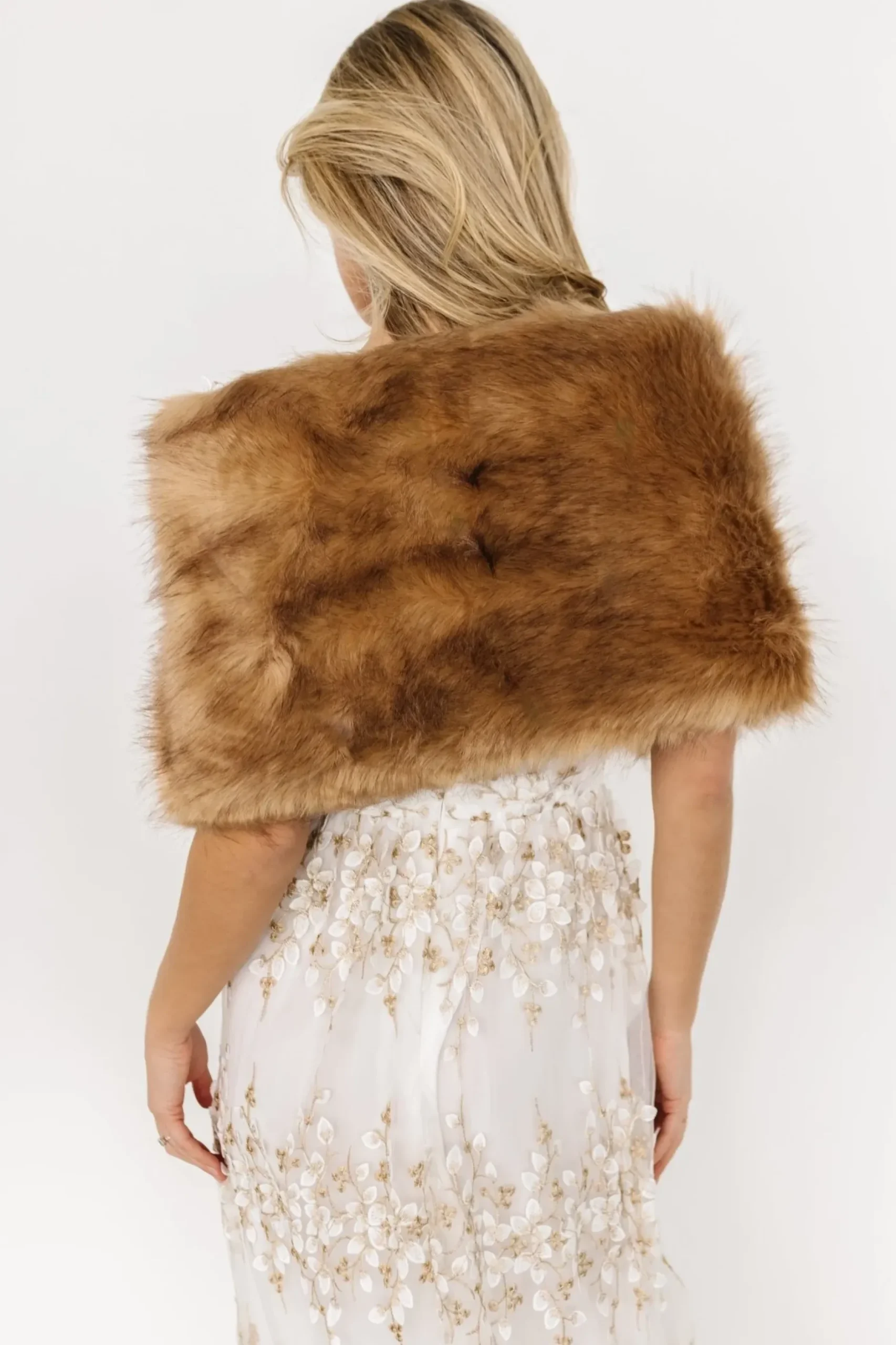 Baltic Born shawls|Valerie Faux Fur Shawl | Fawn